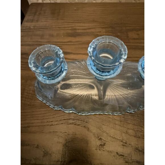 CandleStick Holder - Blue Oval Caprice - 3-Lite Cambridge Caprice - Picture 6 of 10